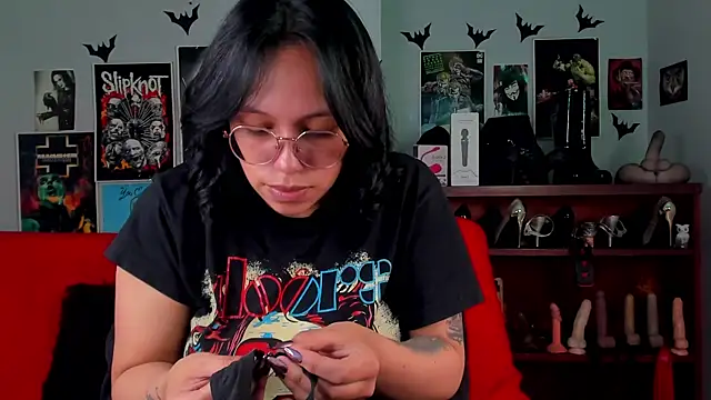 Snapshot of lilith-deveraux chatting on May 11, 2026, 2:18 pm lilith-deveraux online show from May 11, 2026, 2:18 pm