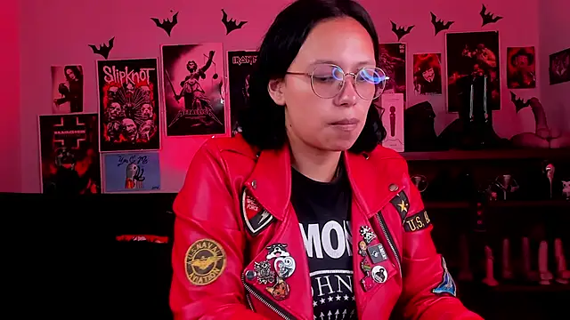 Snapshot of lilith-deveraux chatting on May 1, 2026, 3:50 pm lilith-deveraux online show from May 1, 2026, 3:50 pm