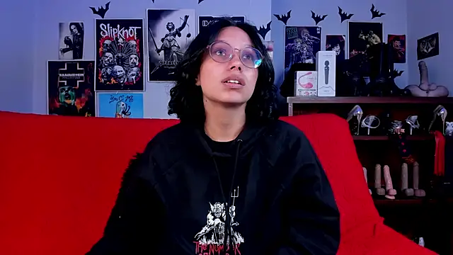 Snapshot of lilith-deveraux chatting on May 27, 2026, 4:14 pm lilith-deveraux online show from May 27, 2026, 4:14 pm