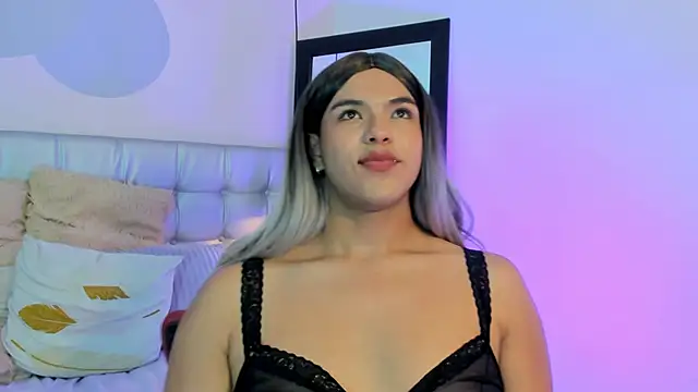 Snapshot of Axel_brunette1 chatting on March 11, 2025, 2:10 am Axel brunette1 online show from March 11, 2025, 2:10 am