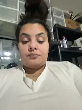 DatBishYouMiss online show from January 14, 2025, 6:07 pm