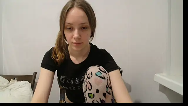 Snapshot of Irma-Bennet chatting on April 23, 2026, 8:21 pm Irma-Bennet online show from April 23, 2026, 8:21 pm