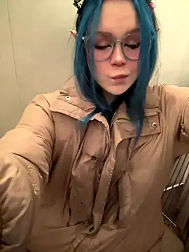 MaddisonHaas online show from October 30, 2025, 1:04 am