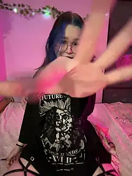 Snapshot of MaddisonHaas chatting on January 28, 2025, 3:25 am MaddisonHaas online show from January 28, 2025, 3:25 am