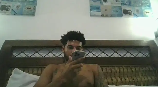 tumarditoperro online show from January 3, 2025, 8:10 am