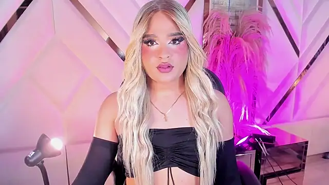 Snapshot of Elody_Preysler69 chatting on February 18, 2026, 4:10 am Elody Preysler69 online show from February 18, 2026, 4:10 am