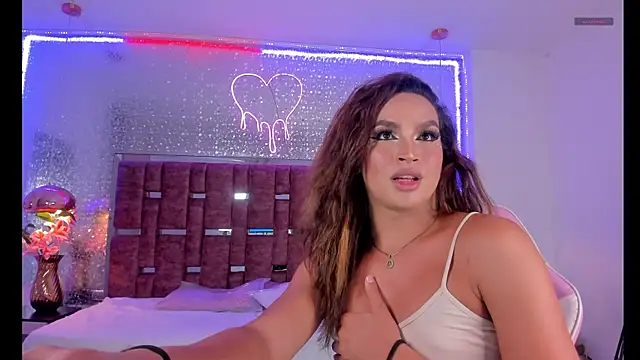 KylieVictoria online show from September 9, 2025, 2:10 am