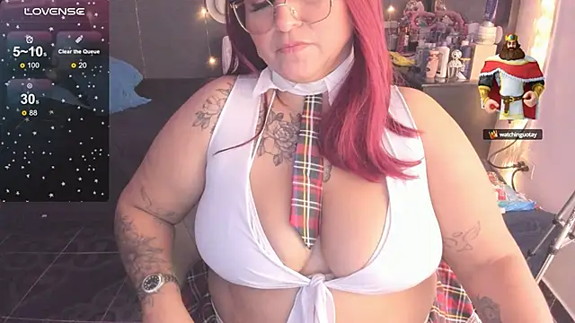 Snapshot of Ivonnee__ chatting on February 21, 2025, 5:24 am Ivonnee online show from February 21, 2025, 5:24 am