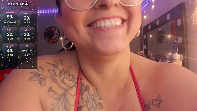 Snapshot of Ivonnee__ chatting on February 28, 2025, 7:37 am Ivonnee online show from February 28, 2025, 7:37 am