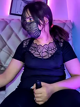 Lina lolo online show from May 14, 2026, 6:38 pm