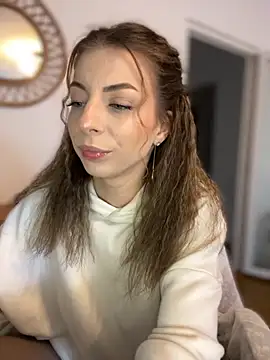 Snapshot of Mia_Ethan chatting on November 11, 2025, 10:21 am Mia Ethan online show from November 11, 2025, 10:21 am