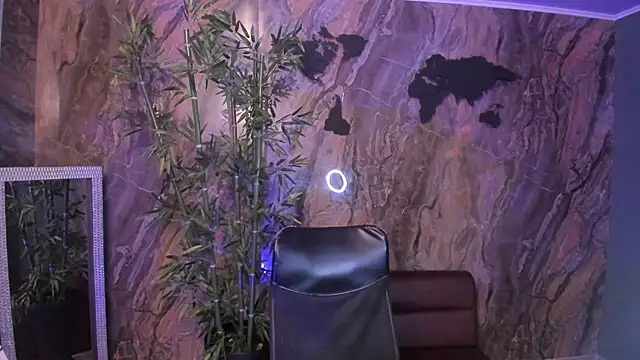 Snapshot of Alahia_Dangelo chatting on February 21, 2026, 6:43 pm Alahia Dangelo online show from February 21, 2026, 6:43 pm