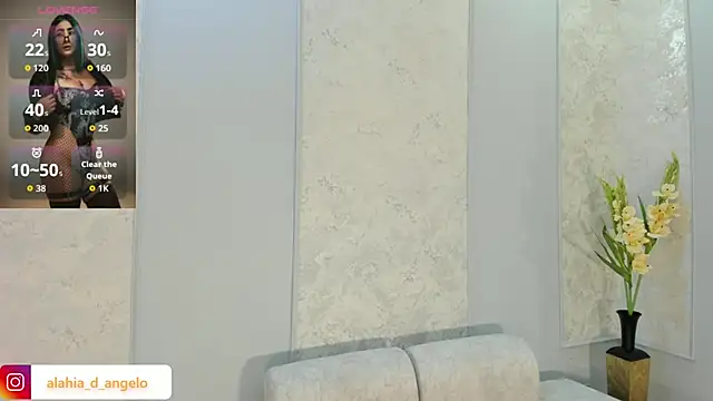 Snapshot of Alahia_Dangelo chatting on May 16, 2026, 5:45 pm Alahia Dangelo online show from May 16, 2026, 5:45 pm