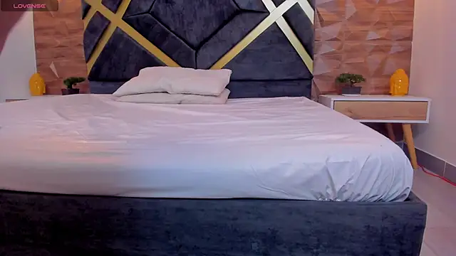 Alahia Dangelo online show from February 26, 2025, 11:32 am