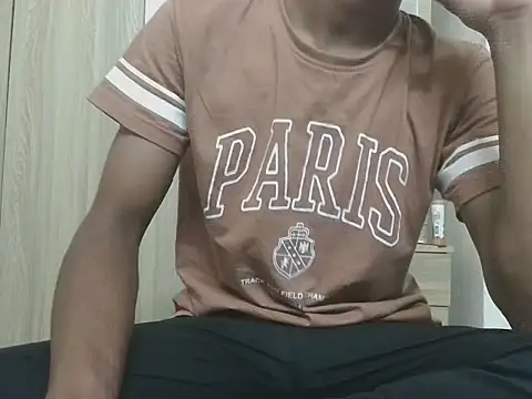 Snapshot of couple3_1_8 chatting on October 19, 2025, 3:59 pm couple3 1 8 online show from October 19, 2025, 3:59 pm