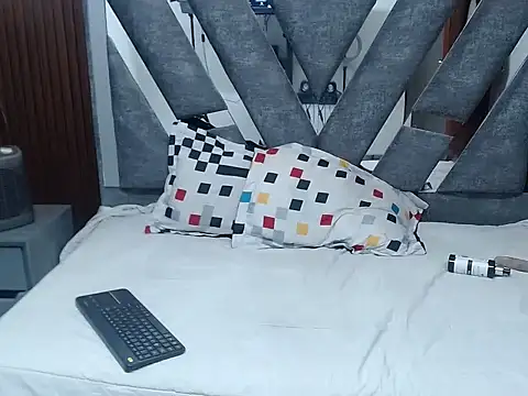 saray hot202cl online show from April 7, 2026, 11:39 pm