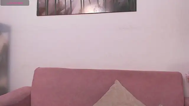 Snapshot of amaranta_f00x chatting on April 23, 2026, 12:40 pm amaranta f00x online show from April 23, 2026, 12:40 pm