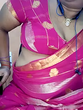 Snapshot of Sexy-Telugunayana2 chatting on February 1, 2025, 6:51 pm Sexy-Telugunayana2 online show from February 1, 2025, 6:51 pm