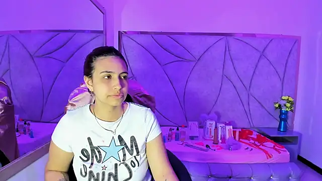 Tammy Blackk online show from November 5, 2025, 3:42 am