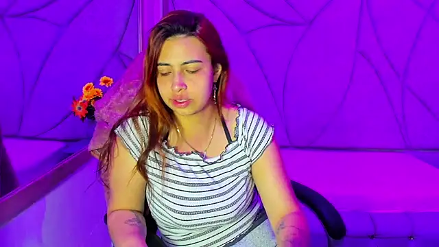 Tammy Blackk online show from November 2, 2025, 3:44 am