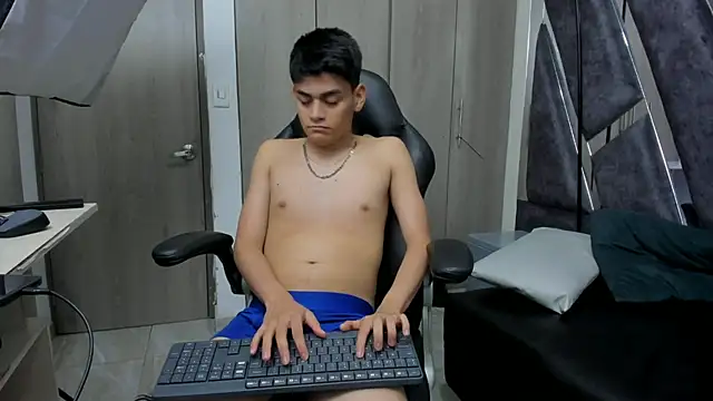 Snapshot of Yef_Thin chatting on February 20, 2026, 6:26 am Yef Thin online show from February 20, 2026, 6:26 am