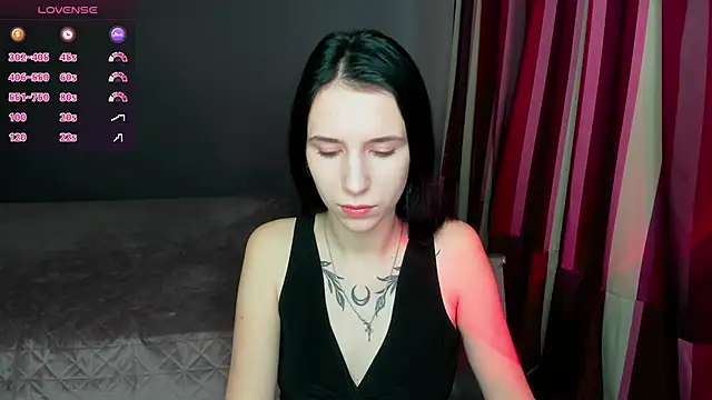 Snapshot of KarolinaBlacks chatting on February 14, 2025, 6:45 am KarolinaBlacks online show from February 14, 2025, 6:45 am