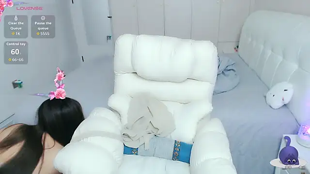 Sexyxiao 520 online show from May 8, 2026, 12:58 am
