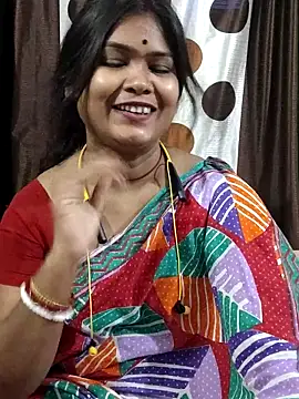 Snapshot of yoursweety09 chatting on May 8, 2026, 2:04 am yoursweety09 online show from May 8, 2026, 2:04 am