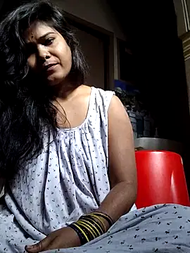 Snapshot of yoursweety09 chatting on March 11, 2025, 2:21 am yoursweety09 online show from March 11, 2025, 2:21 am