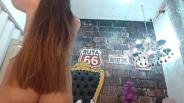 Snapshot of SashaDurante chatting on September 13, 2025, 11:43 am SashaDurante online show from September 13, 2025, 11:43 am