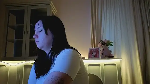 Alisia Mars online show from March 25, 2026, 4:12 am