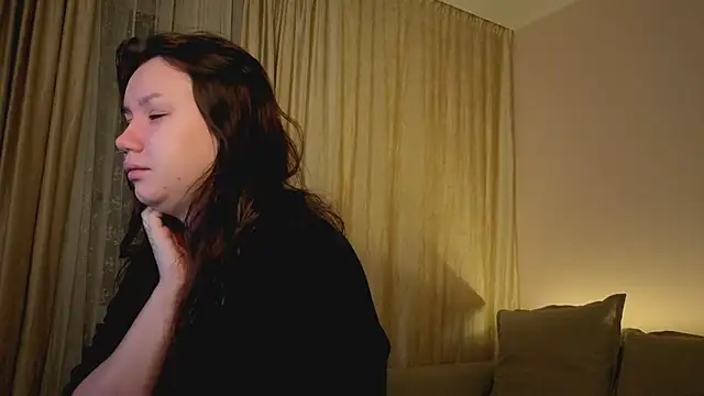 Alisia Mars online show from November 14, 2025, 4:27 am