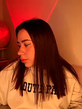 Im Valen Cute online show from December 2, 2025, 4:14 am