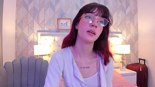 Snapshot of Nastya_Fantasy chatting on February 26, 2025, 7:21 pm Nastya Fantasy online show from February 26, 2025, 7:21 pm