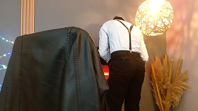 Reiko 85  online show from February 25, 2026, 2:39 pm