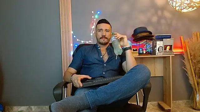 Reiko 85  online show from March 21, 2026, 7:29 pm