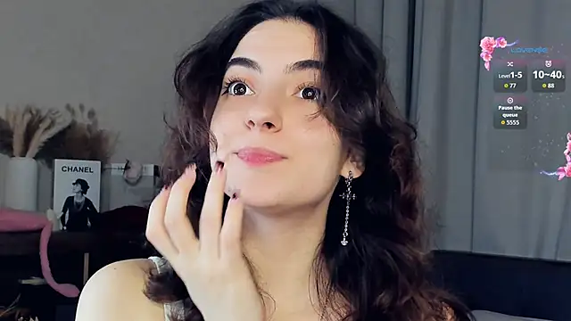 DracosMoon online show from November 16, 2025, 7:13 am