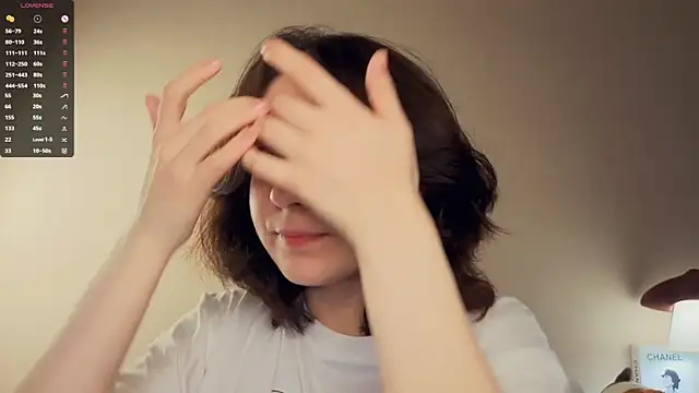 Snapshot of DracosMoon chatting on February 25, 2026, 7:19 am DracosMoon online show from February 25, 2026, 7:19 am