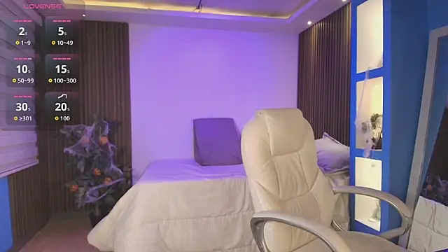 Snapshot of Antonella_Torres2 chatting on October 29, 2025, 3:38 am Antonella Torres2 online show from October 29, 2025, 3:38 am