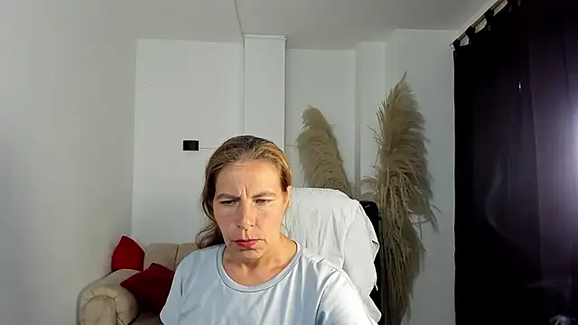 Snapshot of Milf_karlye chatting on March 25, 2026, 1:17 am Milf karlye online show from March 25, 2026, 1:17 am