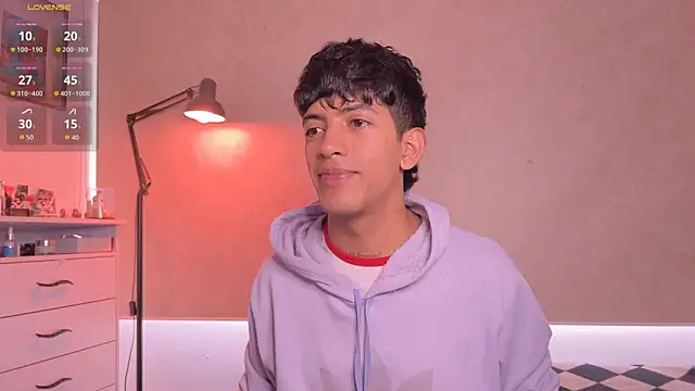 teobowny  online show from March 27, 2026, 8:21 pm