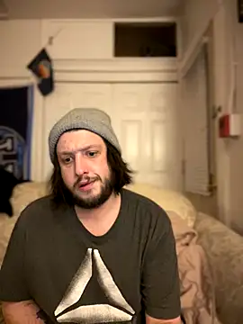 Snapshot of Marksoyer chatting on December 6, 2024, 7:15 am Marksoyer online show from December 6, 2024, 7:15 am