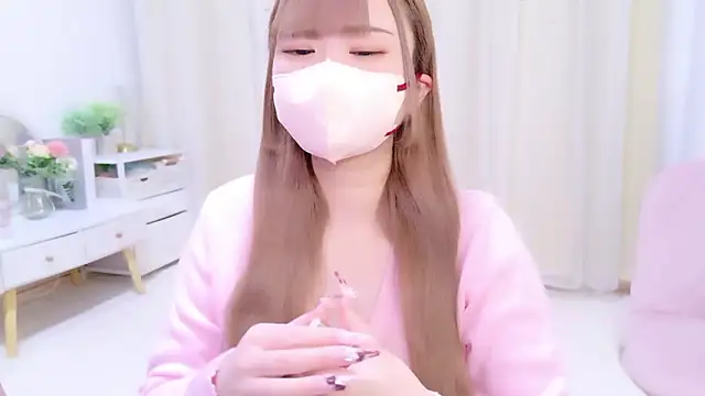 Snapshot of MAIKA_pyon chatting on February 10, 2026, 12:09 am MAIKA pyon online show from February 10, 2026, 12:09 am