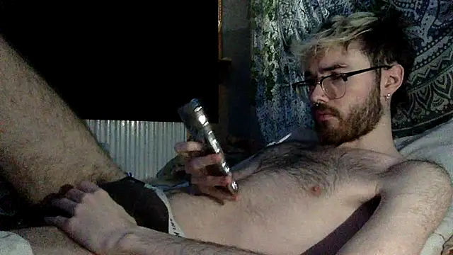 hairynhorny992 online show from March 12, 2025, 7:35 am