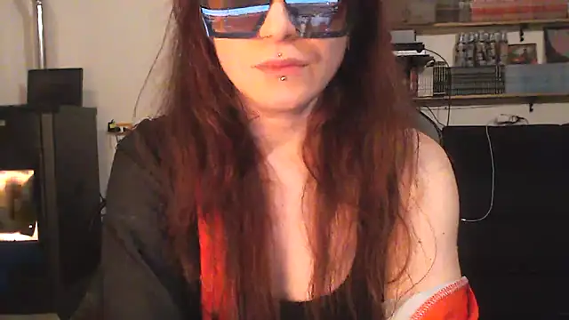 complicata mente online show from February 27, 2025, 12:57 am