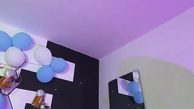 haileycat online show from October 4, 2025, 3:08 am