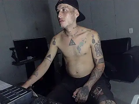 patrik tattoo  online show from February 9, 2026, 5:38 am