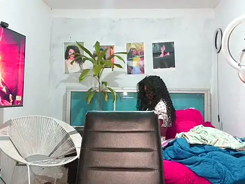 bellacrespalatina online show from April 11, 2026, 4:43 pm