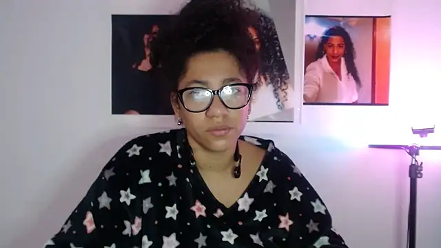 bellacrespalatina online show from October 9, 2025, 2:50 pm