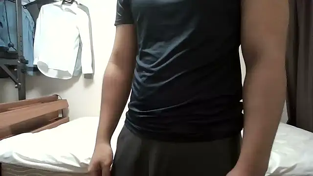 YU-KI00 online show from September 21, 2025, 3:55 am